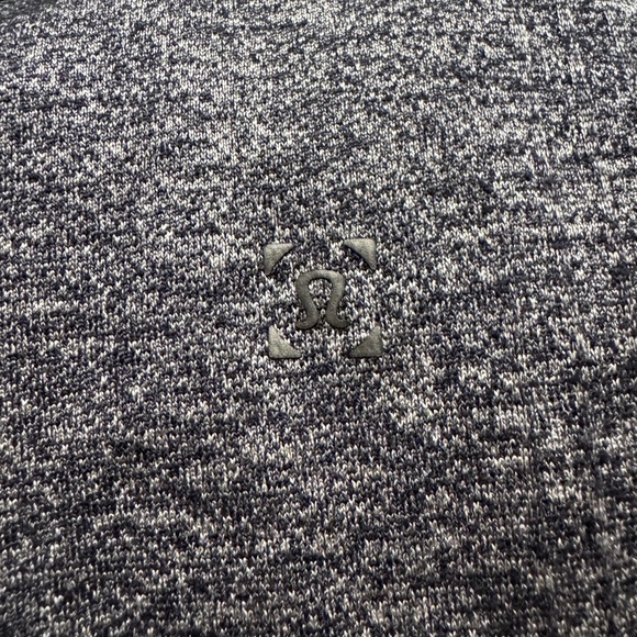 Lululemon Men’s Engineered Warmth Crewneck - XS - Picture 2 of 2